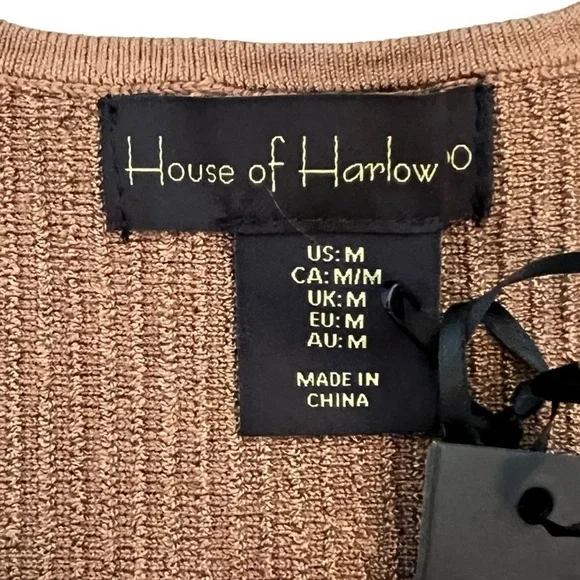 NWT House of Harlow 1960 crop top, brown, size medium. - Picture 2 of 3